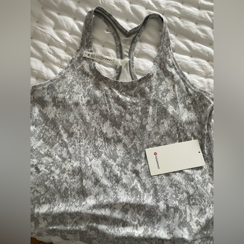 NWT lululemon Cool RB Short Tank - Size 16